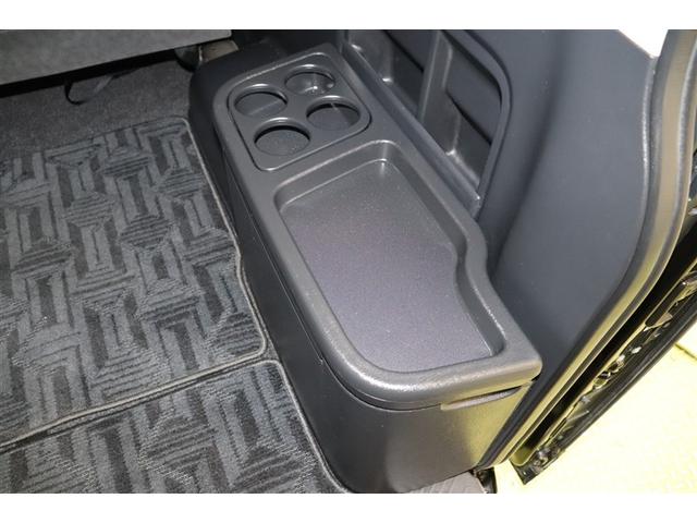 ハイエースワゴン ＧＬ　定期点検記録簿　ＰＳＤ　ＷエアＢ　４ＷＤ車　ダブルエアコン　キーレスエントリー　１００Ｖ　エアコン　ミュージックプレイヤー接続可　横滑り防止　３列シート　ナビテレビ　ＡＢＳ　ＥＴＣ車載器　パワステ（32枚目）