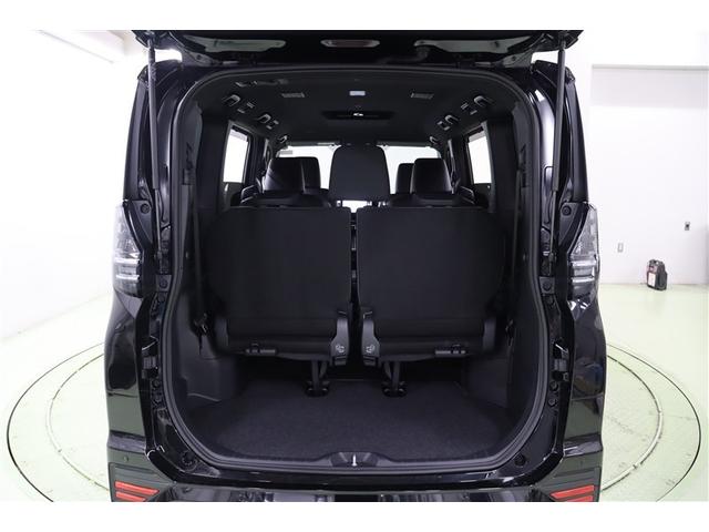 ヴォクシー ハイブリッドS-Z パワーウィンドウ DVD再生機能 インテリキー 横滑防止装置 地デジTV アクティブクルーズコントロール フルオートエアコン リアカメラ エアバッグ ABS 100V充電 ナビTV WAC キーレス(33枚目)