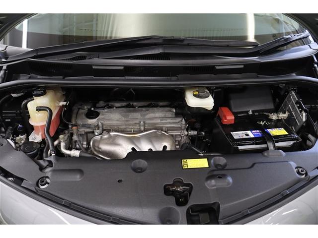 もちろん、エンジンルームの汚れも綺麗にクリーニングしております！エンジンルームが綺麗ですと、不具合等の発見もしやすく、コンディションのチェックや維持の面でとってもプラスです。