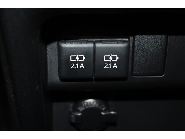 エスクァイア Ｇｉ　両側Ｐドア　スマートキーＰスタート　リアカメラ　ＡＵＸ　アイドリングＳＴＯＰ　ＥＴＣ車載器　オートエアコン　イモビライザー　オートクルーズコントロール　キーレス　ナビＴＶ　定期点検記録簿　ＡＢＳ　３列（18枚目）