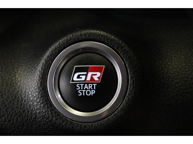 �X�^�[�g�E�X�g�b�v�{�^�����f�q�d�l�ł��B�L�[���g�т��u���[�L�y�_���𓥂݂��݁A�{�^���������ƃG���W�����X�^�[�g����v�b�V���X�^�[�g�ł��B����|�P�b�g����L�[�����o���Ȃ��Ă������̂͊y�ł��ˁB