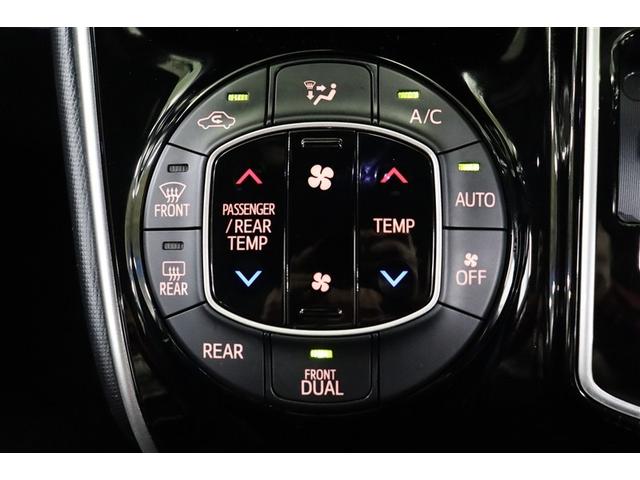 ヴォクシー ＺＳ　煌ＩＩＩ　プリクラッシュ　スマートキ　アイスト　ＤＶＤ再生機能　記録簿付き　横滑り防止装置　ナビＴＶ　アルミ　三列シート　ＷＡＣ　盗難防止　オートエアコン　キーレス　ＥＴＣ装備　パワステ　メモリナビ　クルコン（15枚目）