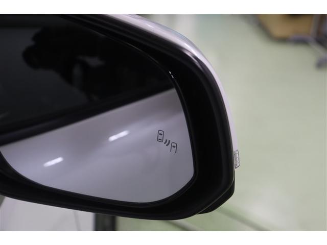 カローラクロス Ｚ　スマートエントリー　プリクラッシュセーフティシステム　メディアプレイヤー接続　ＤＶＤ再生可　地デジ　イモビ　キーレス　ＡＡＣ　メモリナビ　ナビ＆ＴＶ　バックモニター　クルーズコントロール　ＡＷ　ＡＢＳ（9枚目）