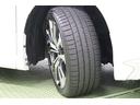 タイヤサイズ 245/40R19。
