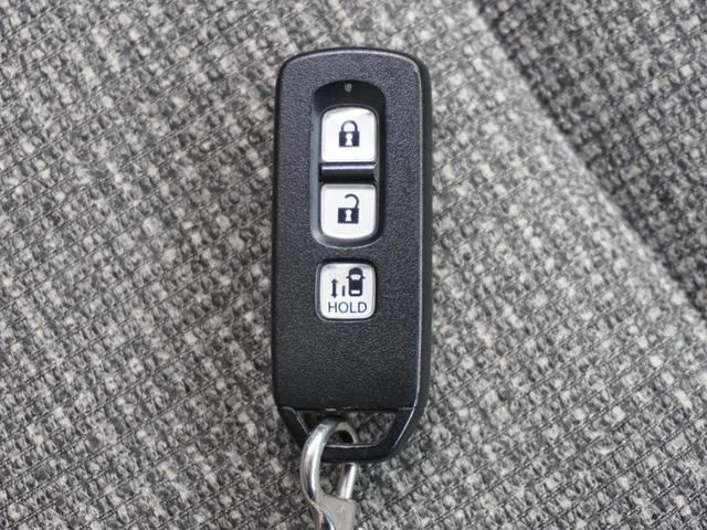 Ｎ－ＢＯＸ Ｇ・Ｌホンダセンシング　ワンオーナー　７インチナビ　片側電動スライドドア　バックカメラ　ＥＴＣ　ＤＶＤ　Ｂｌｕｅｔｏｏｔｈ　ＬＥＤヘッドライト　横滑り防止装置　衝突被害軽減ブレーキ　アイドリングストップ　盗難防止装置　ＡＢＳ（5枚目）