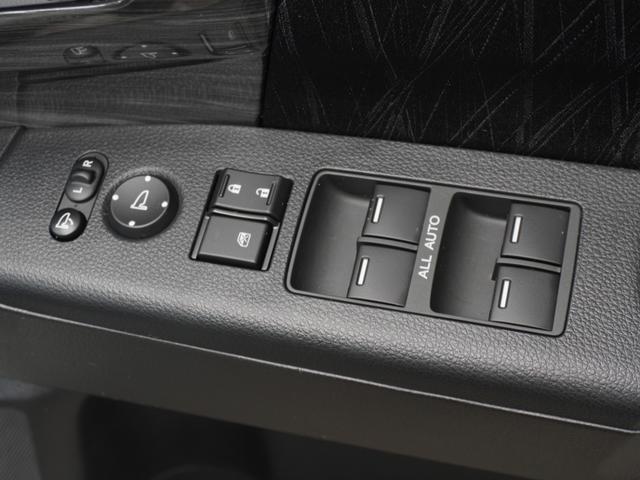 オデッセイ アブソルート・Ｘホンダセンシングアドバンスドパッケジ　ワンオーナー　７インチナビ　全周囲カメラ　ＥＴＣ　アダプティブクルーズコントロール　両側電動スライドドア　Ｂｌｕｅｔｏｏｔｈ　ＬＥＤヘッドライト　衝突被害軽減ブレーキ　パドルシフト　いまコレ＋（64枚目）