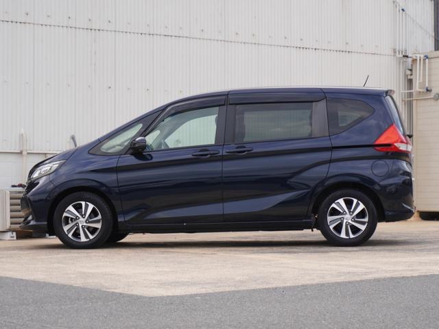 フリード Ｇ・ホンダセンシング　ワンオーナー　７インチナビ　バックカメラ　ドラレコ　ＥＴＣ　アダプティブクルーズコントロール　両側電動スライドドア　シートヒーター　Ｂｌｕｅｔｏｏｔｈ　ＬＥＤヘッドライト　衝突被害軽減ブレーキ（16枚目）