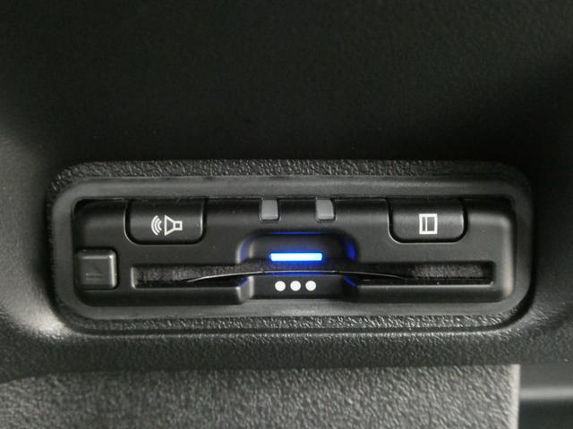 Ｎ－ＢＯＸカスタム ベースグレード　弊社デモカー　禁煙車　９インチナビ　フルセグ　リアカメラ　ＥＴＣ　ドラレコ（ナビ連動）　前後障害物センサー　衝突軽減ブレーキ　両側電動ドア　シートヒーター　ＬＥＤオートライト・オートハイビーム　ＵＳＢ（5枚目）