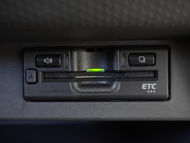 ハスラー ワンダラー　ワンオーナー　７インチナビ　ＥＴＣ　Ｂｌｕｅｔｏｏｔｈ　衝突軽減ブレーキ　シートヒーター　ＬＥＤヘッドライト　ＣＤ／ＤＶＤ再生　フルセグＴＶ　スペアキー有り　横滑り防止装置　オートライト　ベンチシート（4枚目）