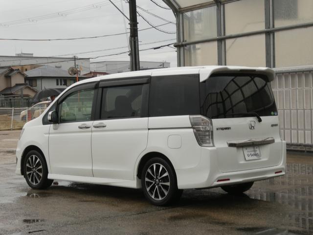 ステップワゴンスパーダ Ｚクールスピリット　ワンオーナー車　メーカー装着ナビ　ＥＴＣ　バックカメラ　両側電動スライドドア　クルーズコントロール　パドルシフト　ディスチャージヘッドライト　ＣＤ　ＤＶＤ再生　フルセグＴＶ　横滑り防止装置（25枚目）