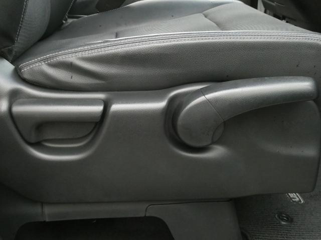 ステップワゴンスパーダ Ｚクールスピリット　ワンオーナー車　メーカー装着ナビ　ＥＴＣ　バックカメラ　両側電動スライドドア　クルーズコントロール　パドルシフト　ディスチャージヘッドライト　ＣＤ　ＤＶＤ再生　フルセグＴＶ　横滑り防止装置（49枚目）