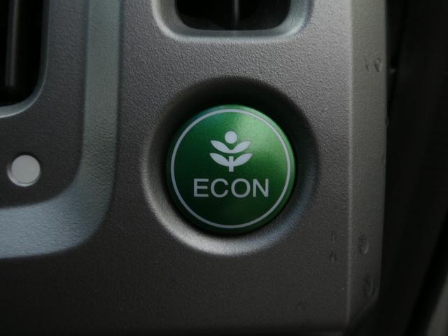 ステップワゴンスパーダ Ｚクールスピリット　ワンオーナー車　メーカー装着ナビ　ＥＴＣ　バックカメラ　両側電動スライドドア　クルーズコントロール　パドルシフト　ディスチャージヘッドライト　ＣＤ　ＤＶＤ再生　フルセグＴＶ　横滑り防止装置（50枚目）