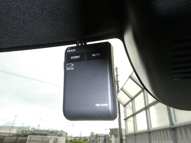 Ｎ－ＢＯＸカスタム ターボ　デモカー　９インチナビ　バックカメラ　ドラレコ　ＥＴＣ　アダプティブクルーズコントロール　両側電動スライドドア　シートヒーター　Ｂｌｕｅｔｏｏｔｈ　ＬＥＤヘッドライト　衝突被害軽減ブレーキ（6枚目）