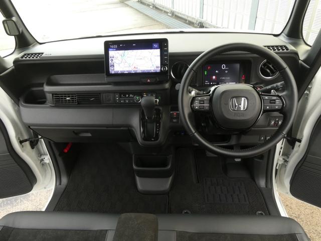 Ｎ－ＢＯＸカスタム ターボ　デモカー　９インチナビ　バックカメラ　ドラレコ　ＥＴＣ　アダプティブクルーズコントロール　両側電動スライドドア　シートヒーター　Ｂｌｕｅｔｏｏｔｈ　ＬＥＤヘッドライト　衝突被害軽減ブレーキ（8枚目）