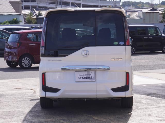 ステップワゴンスパーダ スパーダ　ワンオーナー　９インチナビ　バックカメラ　ドラレコ　ＥＴＣ　クルーズコントロール　両側電動スライドドア　Ｂｌｕｅｔｏｏｔｈ　ＬＥＤヘッドライト　衝突被害軽減ブレーキ　純正アルミホイール　禁煙車（8枚目）