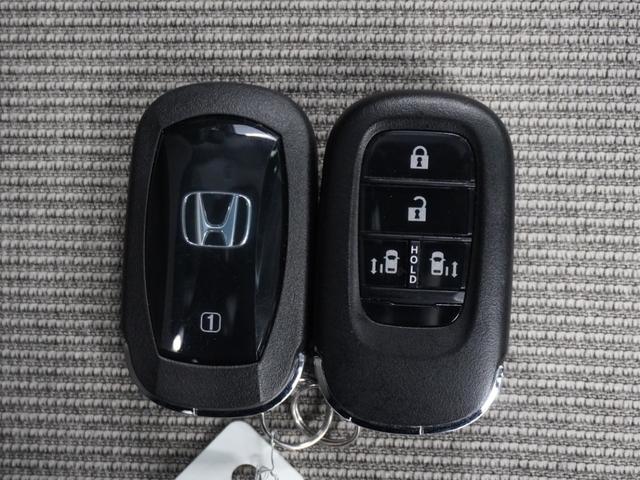 N-BOX ベースグレード 2年保証当社試乗車ナビDレコRカメETC両電扉 アダプティブクルーズコントロール Bluetooth 障害物センサー シートヒーター デイライト フルセグTV DVD再生(19枚目)