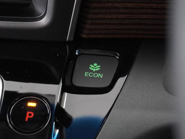 フリードハイブリッド ハイブリッド・クロスターホンダセンシング　２年保証ナビＲカメＥＴＣ両電扉ＢＴ地デジＬＥＤ　アダプティブクルーズコントロール　Ｂｌｕｅｔｏｏｔｈ　シートヒーター　フルセグＴＶ　２列目ウォークスルー　純正アルミホイール（42枚目）