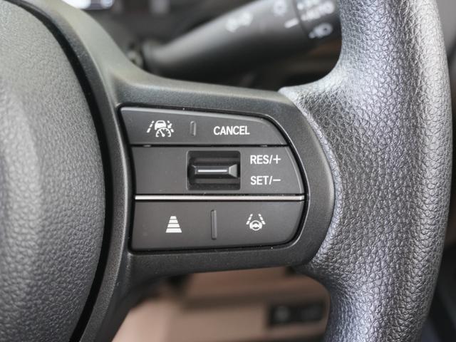 Ｎ－ＢＯＸジョイ ベースグレード　弊社デモカー　９インチナビ（ＬＸＵ－２４２ＮＢｉ）　フルセグ　Ｒカメラ　ＥＴＣ　ドラレコ（ナビ連動）　前後障害物センサー　衝突軽減ブレーキ　シートヒーター　ＬＥＤオートライト・オートハイビーム　ＵＳＢ（18枚目）