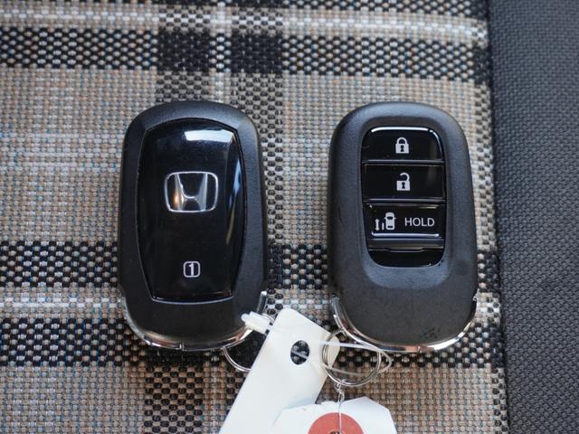 Ｎ－ＢＯＸジョイ ベースグレード　弊社デモカー　９インチナビ（ＬＸＵ－２４２ＮＢｉ）　フルセグ　Ｒカメラ　ＥＴＣ　ドラレコ（ナビ連動）　前後障害物センサー　衝突軽減ブレーキ　シートヒーター　ＬＥＤオートライト・オートハイビーム　ＵＳＢ（63枚目）