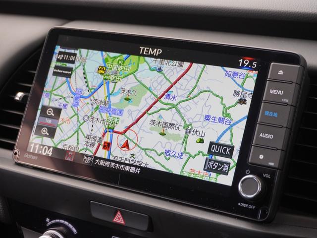 フィット ｅ：ＨＥＶホーム　ワンオーナー　９インチナビ　バックカメラ　前後ドラレコ　ＥＴＣ　アダプティブクルーズコントロール　Ｂｌｕｅｔｏｏｔｈ　ＵＳＢ入力端子　ＬＥＤヘッドライト　衝突被害軽減ブレーキ　禁煙車　いまコレ＋（4枚目）