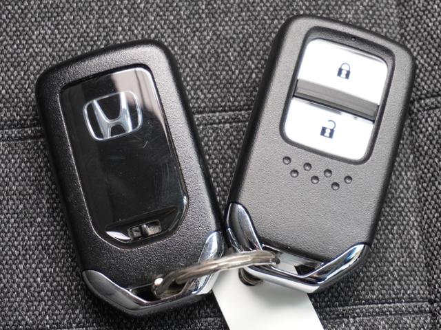 フィット ｅ：ＨＥＶホーム　ワンオーナー　９インチナビ　バックカメラ　前後ドラレコ　ＥＴＣ　アダプティブクルーズコントロール　Ｂｌｕｅｔｏｏｔｈ　ＵＳＢ入力端子　ＬＥＤヘッドライト　衝突被害軽減ブレーキ　禁煙車　いまコレ＋（36枚目）
