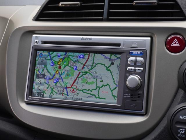 フィットハイブリッド スマートセレクション　ワンオーナー車　ナビ（純正用品　ＶＸＭ－１２８ＶＳ）　バックカメラ　ＥＴＣ　クルーズコントロール　ＵＳＢ入力端子　ワンセグ　盗難防止装置　パワーステアリング　パワーウィンドウ　オートエアコン（3枚目）