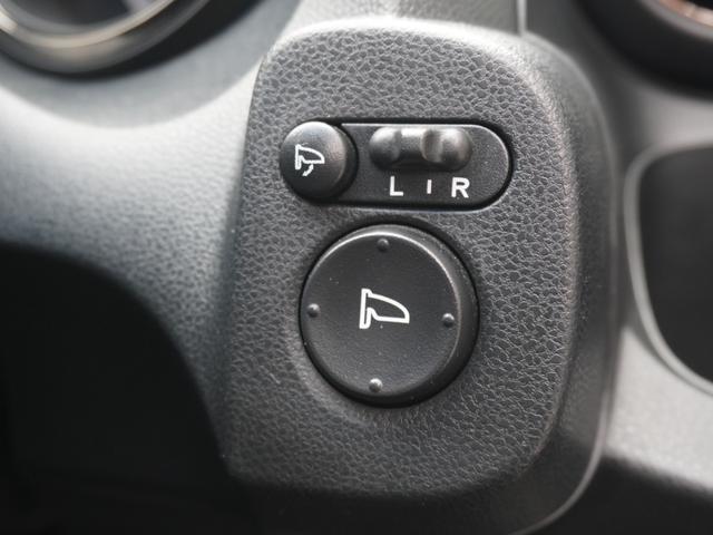 フィットハイブリッド スマートセレクション　ワンオーナー車　ナビ（純正用品　ＶＸＭ－１２８ＶＳ）　バックカメラ　ＥＴＣ　クルーズコントロール　ＵＳＢ入力端子　ワンセグ　盗難防止装置　パワーステアリング　パワーウィンドウ　オートエアコン（50枚目）