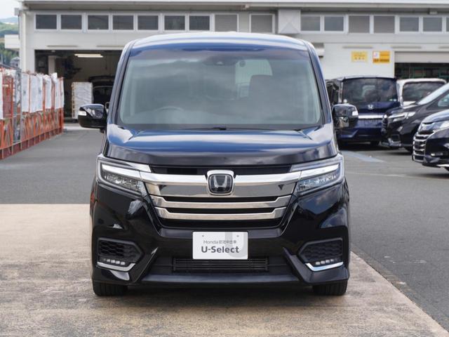 ステップワゴンスパーダ スパーダホンダセンシング　ワンオーナー　９インチナビ　後席フリップダウンモニター　バックカメラ　ドラレコ　ＥＴＣ２．０対応　アダプティブクルーズコントロール　両側電動スライドドア　シートヒーター　純正アルミホイール　禁煙車（5枚目）