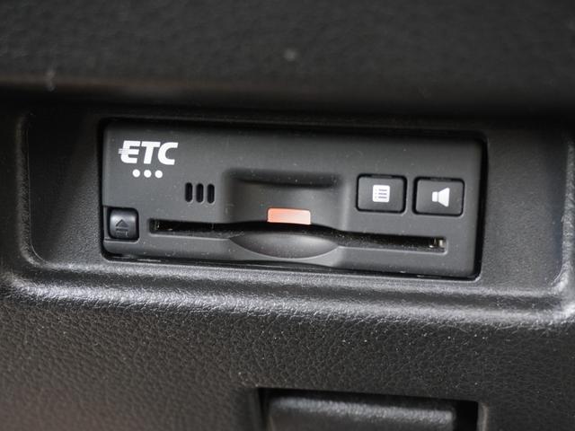 スペーシアギア ハイブリッドＸＺ　ターボ　ワンオーナー　８インチナビ　全周囲カメラ　ドラレコ　ＥＴＣ　クルーズコントロール　両側電動スライドドア　シートヒーター　Ｂｌｕｅｔｏｏｔｈ　ＬＥＤヘッドライト　障害物センサー　ＣＤ　ＤＶＤ　禁煙車（7枚目）