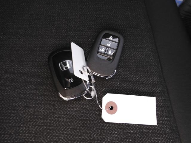 Ｎ－ＢＯＸカスタム ベースグレード　当社デモカ－（試乗車）　大画面９型コネクトナビ　Ｒカメラ　連動ドラレコ　ＥＴＣ　両側電動スライドドア　シートヒーター　Ｂｌｕｅｔｏｏｔｈ　ＬＥＤヘッドライト　電子パーキング　衝突軽減ブレーキ　禁煙車（19枚目）