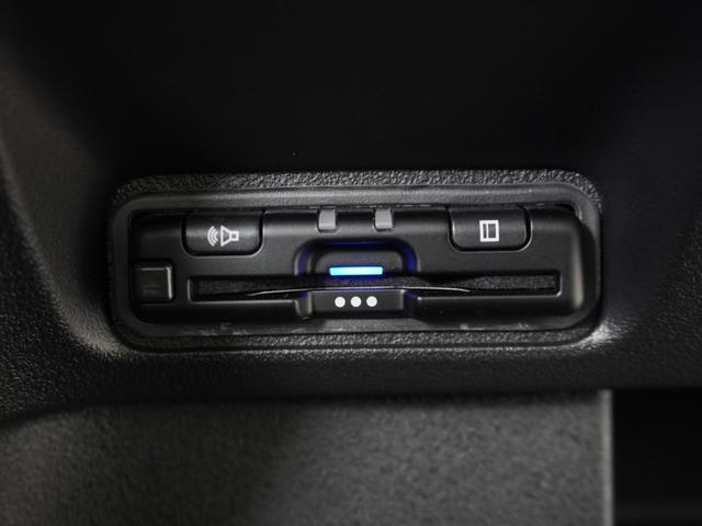 Ｎ－ＢＯＸカスタム ベースグレード　デモカー　９インチナビ　バックカメラ　ドラレコ　ＥＴＣ　アダプティブクルーズコントロール　片側電動スライドドア　シートヒーター　Ｂｌｕｅｔｏｏｔｈ　ＬＥＤヘッドライト　衝突被害軽減ブレーキ　禁煙車（6枚目）