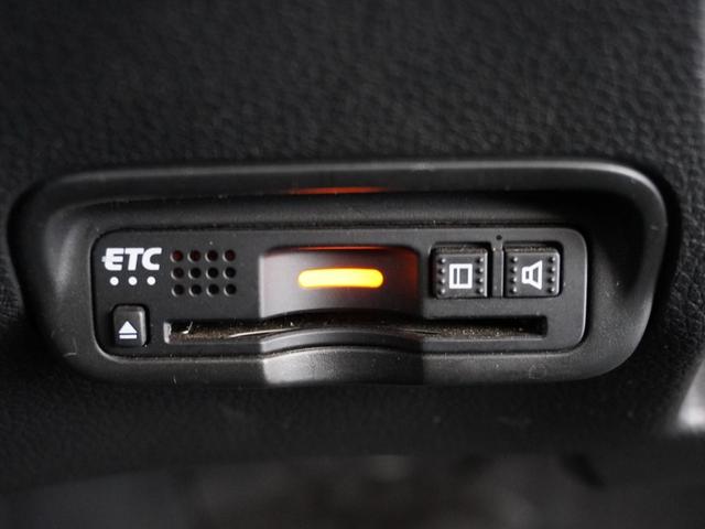 ヴェゼル Ｘ・ホンダセンシング　１年保証ナビＲカメＥＴＣクルコンＢＴ地デジ　アダプティブクルーズコントロール　Ｂｌｕｅｔｏｏｔｈ　オートブレーキホールド　電子パーキング　ＬＥＤヘッドライト　ＤＶＤ再生　フルセグＴＶ（4枚目）