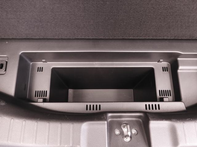 フィットハイブリッド Ｌパッケージ　７インチナビ（純正用品　ＶＸＭ－１４５Ｃ）　バックカメラ　ＥＴＣ　クルーズコントロール　ＬＥＤオートライト　サイドエアバック　衝突被害軽減ブレーキ　盗難防止装置　　オートエアコン（58枚目）