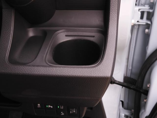 Ｎ－ＯＮＥ オリジナル　ワンオーナー車　７インチナビ（純正用品ＶＸＭ－２１４ＶＦｉ）　バックカメラ　ＥＴＣ　Ｂｌｕｅｔｏｏｔｈ　ＵＳＢ入力端子　ＬＥＤオートライト　衝突被害軽減ブレーキ　横滑り防止装置　サイドエアバック（61枚目）