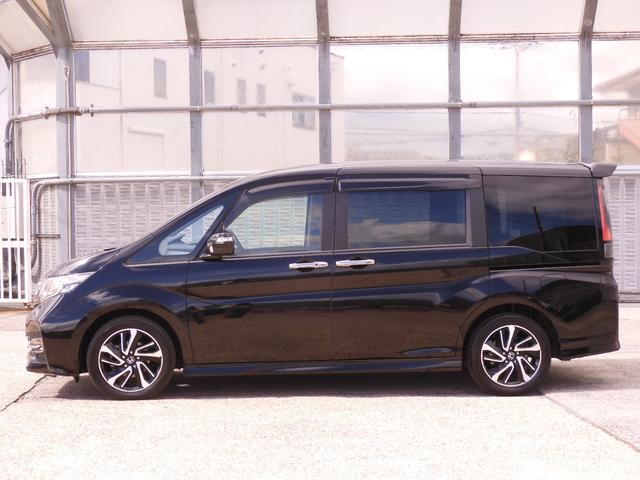 ステップワゴンスパーダ スパーダ・クールスピリットホンダセンシング　ワンオーナー　９インチナビ　後席フリップダウンモニター　バックカメラ　ＥＴＣ　アダプティブクルーズコントロール　両側電動スライドドア　ＬＥＤヘッドライト　シートヒーター　衝突被害軽減ブレーキ　禁煙車（15枚目）