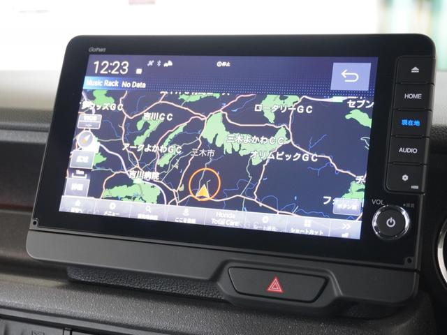 Ｎ－ＢＯＸカスタム ベースグレード　２年保証当社試乗車ナビＤレコＲカメＥＴＣ片電扉　渋滞追従クルーズ　Ｂｌｕｅｔｏｏｔｈ　障害物センサー　シートヒーター　デイライト　フルセグＴＶ　ＤＶＤ再生　純正アルミホイール　スペアキー有り（2枚目）