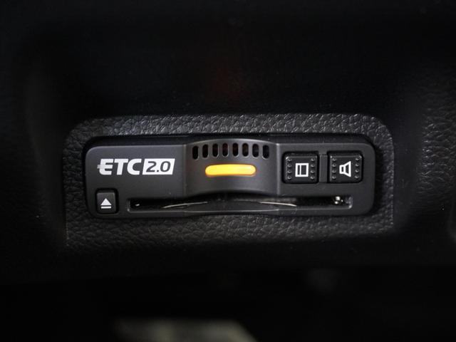 ヴェゼル ｅ：ＨＥＶＺ　ワンオーナー　９インチナビ　全周囲カメラ　ドラレコ　ＥＴＣ２．０　アダプティブクルーズコントロール　シートヒーター　Ｂｌｕｅｔｏｏｔｈ　ＵＳＢ入力端子　ＬＥＤヘッドライト　純正フルエアロ　禁煙車（5枚目）