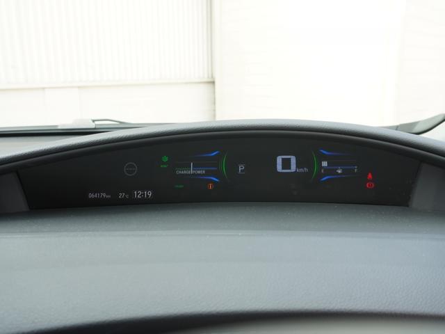 ジェイド ハイブリッドＲＳ・ホンダセンシング　１オーナー　純正８インチナビ（ＶＸＭ－２０５ＶＦＥｉ）　フルセグ　リアカメラ　ＥＴＣ（ナビ連動）　衝突軽減ブレーキ　パドルシフト　レーンアシスト　ＬＥＤオートライト・フォグライト　アイドリングストップ（52枚目）