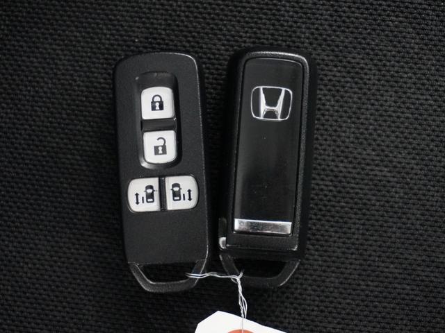 Ｎ－ＢＯＸ ＧターボＳＳパッケージ　１年保証ナビＲカメＥＴＣ両電扉ＢＴワンセグＨＩＤ　クルーズコントロール　Ｂｌｕｅｔｏｏｔｈ　パドルシフト　純正アルミホイール　ＵＶカットガラス　スペアキー　ワンセグＴＶ　ＤＶＤ再生　チップアップシート（17枚目）