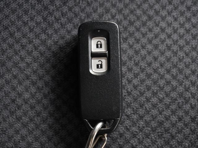 Ｎ－ＯＮＥ ＧＳＳパッケージ　ワンオーナー　７インチメモリーナビ　モデューロアルミホイール　バックカメラ　Ｂｌｕｅｔｏｏｔｈ　ディスチャージヘッドランプ　ワンセグＴＶ　衝突被害軽減ブレーキ　横滑り防止装置　盗難防止装置　禁煙車（22枚目）