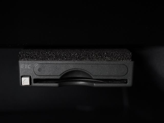 Ｎ－ＢＯＸカスタム Ｇ・Ｌパッケージ　７インチナビ　バックカメラ　ＥＴＣ　両側電動スライドドア　ディスチャージヘッドランプ　ＣＤ　純正アルミホイール　電動格納ドアミラー　アイドリングストップ　オートエアコン　横滑り防止装置　禁煙車（19枚目）