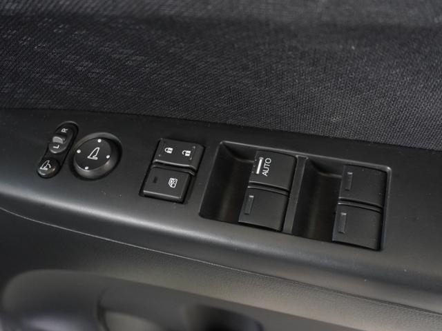 Ｎ－ＢＯＸカスタム Ｇ・Ｌパッケージ　７インチナビ　バックカメラ　ＥＴＣ　両側電動スライドドア　ディスチャージヘッドランプ　ＣＤ　純正アルミホイール　電動格納ドアミラー　アイドリングストップ　オートエアコン　横滑り防止装置　禁煙車（40枚目）