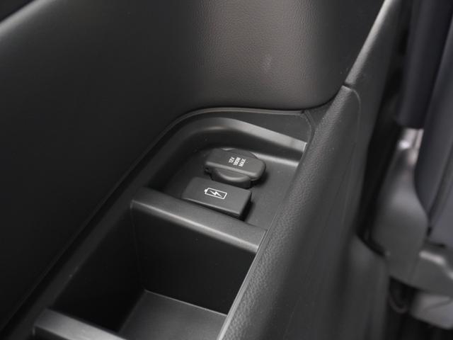 ステップワゴン ｅ：ＨＥＶスパーダ　ワンオーナー　９インチナビ　バックカメラ　ドラレコ　ＥＴＣ　後席フリップダウンモニター　アダプティブクルーズコントロール　両側電動スライドドア　シートヒーター　Ｂｌｕｅｔｏｏｔｈ　ＬＥＤヘッドライト（43枚目）