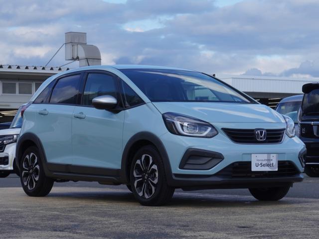 フィット ｅ：ＨＥＶクロスター　４ＷＤ　ワンオーナー車　社外ディスプレイオーディオ　ドラレコ　ＥＴＣ　障害物センサー　Ｂｌｕｅｔｏｏｔｈ　ＬＥＤオートライト　サイドエアバック　衝突被害軽減ブレーキ　純正アルミホイール（25枚目）