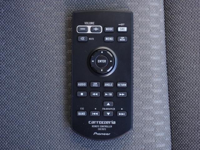フィット ｅ：ＨＥＶクロスター　４ＷＤ　ワンオーナー車　社外ディスプレイオーディオ　ドラレコ　ＥＴＣ　障害物センサー　Ｂｌｕｅｔｏｏｔｈ　ＬＥＤオートライト　サイドエアバック　衝突被害軽減ブレーキ　純正アルミホイール（61枚目）