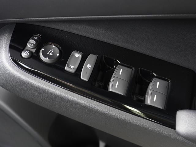 ヴェゼル ｅ：ＨＥＶＺ　ワンオーナー　９インチナビ　バックカメラ　ドラレコ　ＥＴＣ２．０　アダプティブクルーズコントロール　フルセグ　シートヒーター　ステアリングヒーター　ブラインドスポットモニター　減速セレクター　禁煙車（65枚目）