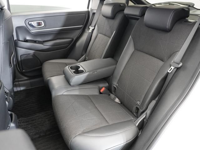 ヴェゼル e:HEVZ 1年保証ナビRカメETCクルコンBT地デジLED 渋滞追従クルーズ Bluetooth ハンドルヒーター 本革巻きハンドル 障害物センサー シートヒーター 減速セレクター ヒルディセントコントロール(24枚目)