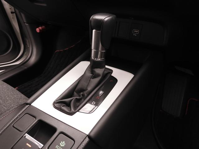 フィット ｅ：ＨＥＶホーム２０周年特別仕様車カーサ　７インチナビ　バックカメラ　ＥＴＣ　アダプティブクルーズコントロール　シートヒーター　Ｂｌｕｅｔｏｏｔｈ　ＵＳＢ入力端子　ＬＥＤヘッドライト　衝突被害軽減ブレーキ　純正アルミホイール　禁煙車（58枚目）