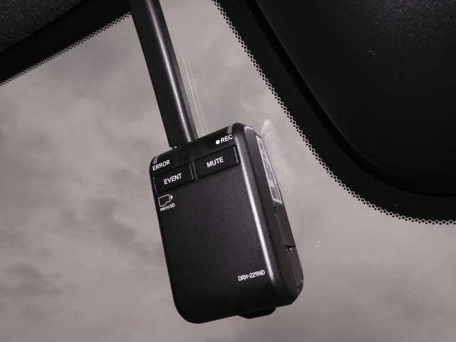 ステップワゴン ｅ：ＨＥＶスパーダ　ワンオーナー　１０インチナビ　バックカメラ　ドラレコ　ＥＴＣ　アダプティブクルーズコントロール　両側電動スライドドア　シートヒーター　Ｂｌｕｅｔｏｏｔｈ　ＬＥＤヘッドライト　オットマン　禁煙車（5枚目）