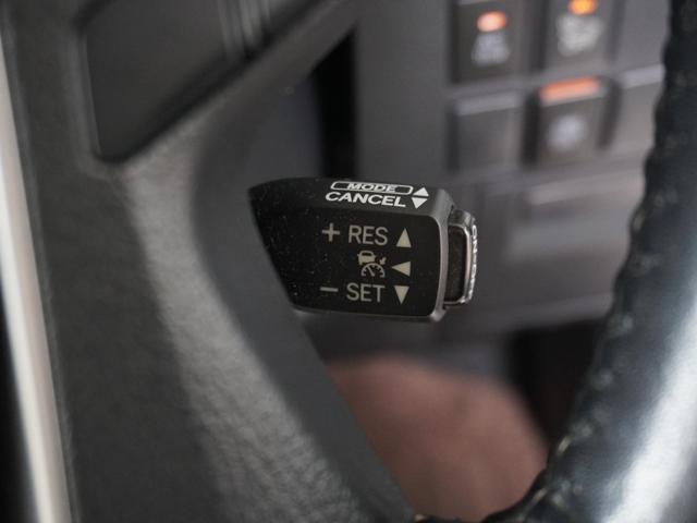 アルファードハイブリッド Ｘ　ワンオーナー車　後席モニター　バックカメラ　前後ドラレコ　ＥＴＣ　クルーズコントロール　両側電動スライドドア　障害物センサー　Ｂｌｕｅｔｏｏｔｈ　ＬＥＤヘッドライト　衝突被害軽減ブレーキ（20枚目）
